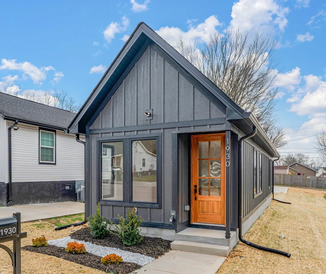 1 2 Web or Mls 1930 Dodson Ave 5