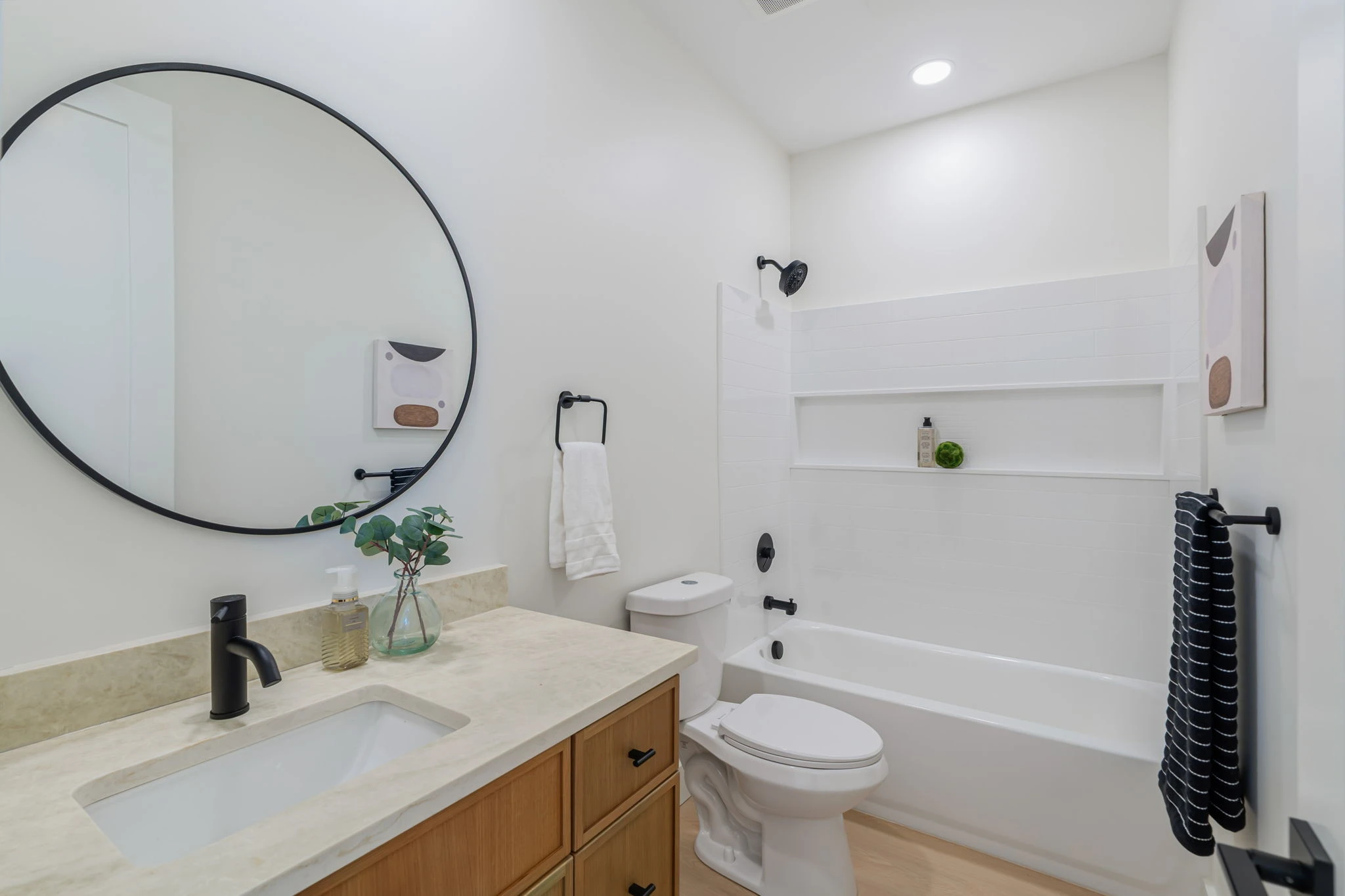 16 Web or Mls 1930 Dodson Ave 18