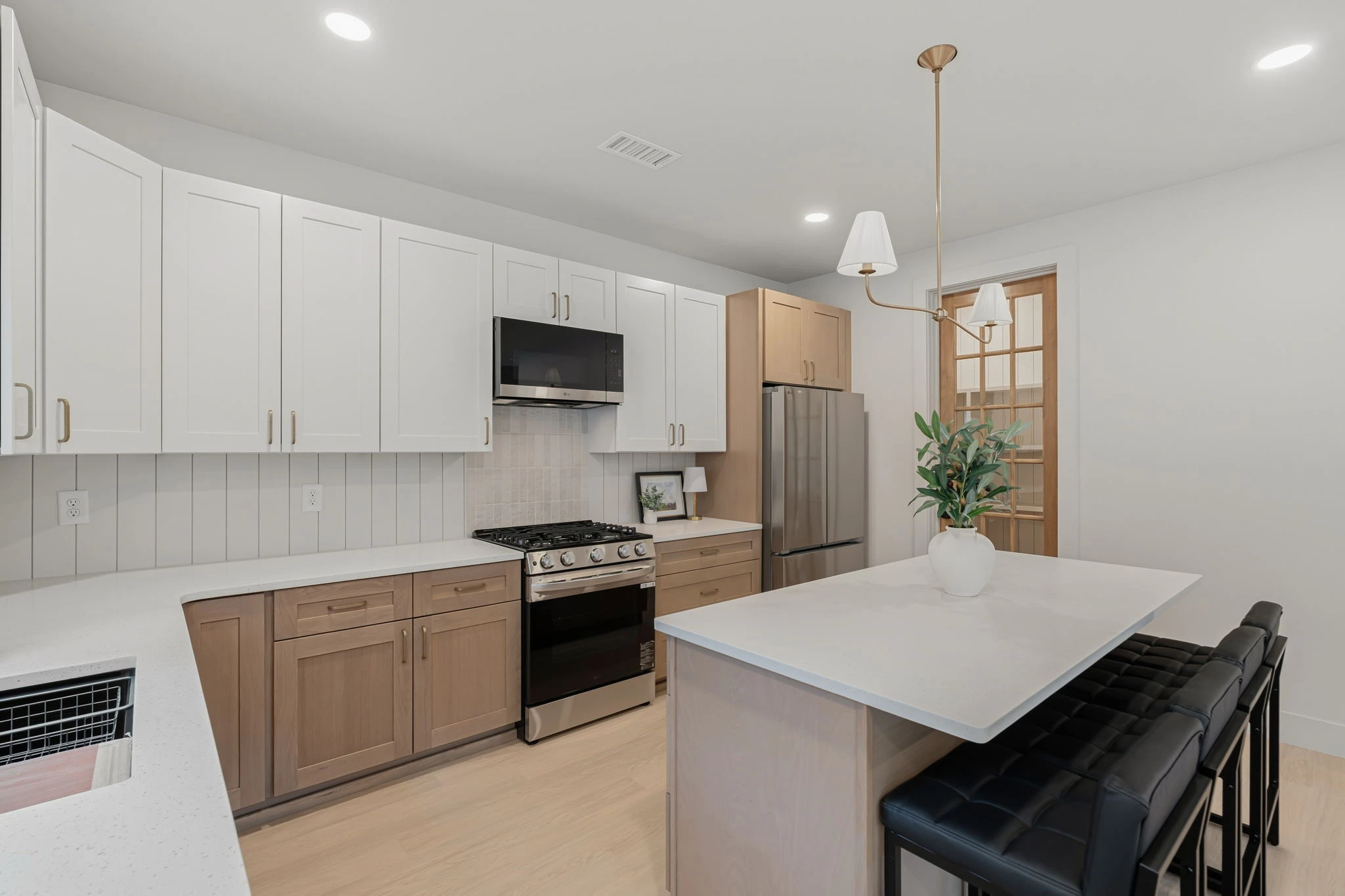21 Web or Mls 1733 Nathans Cove 23