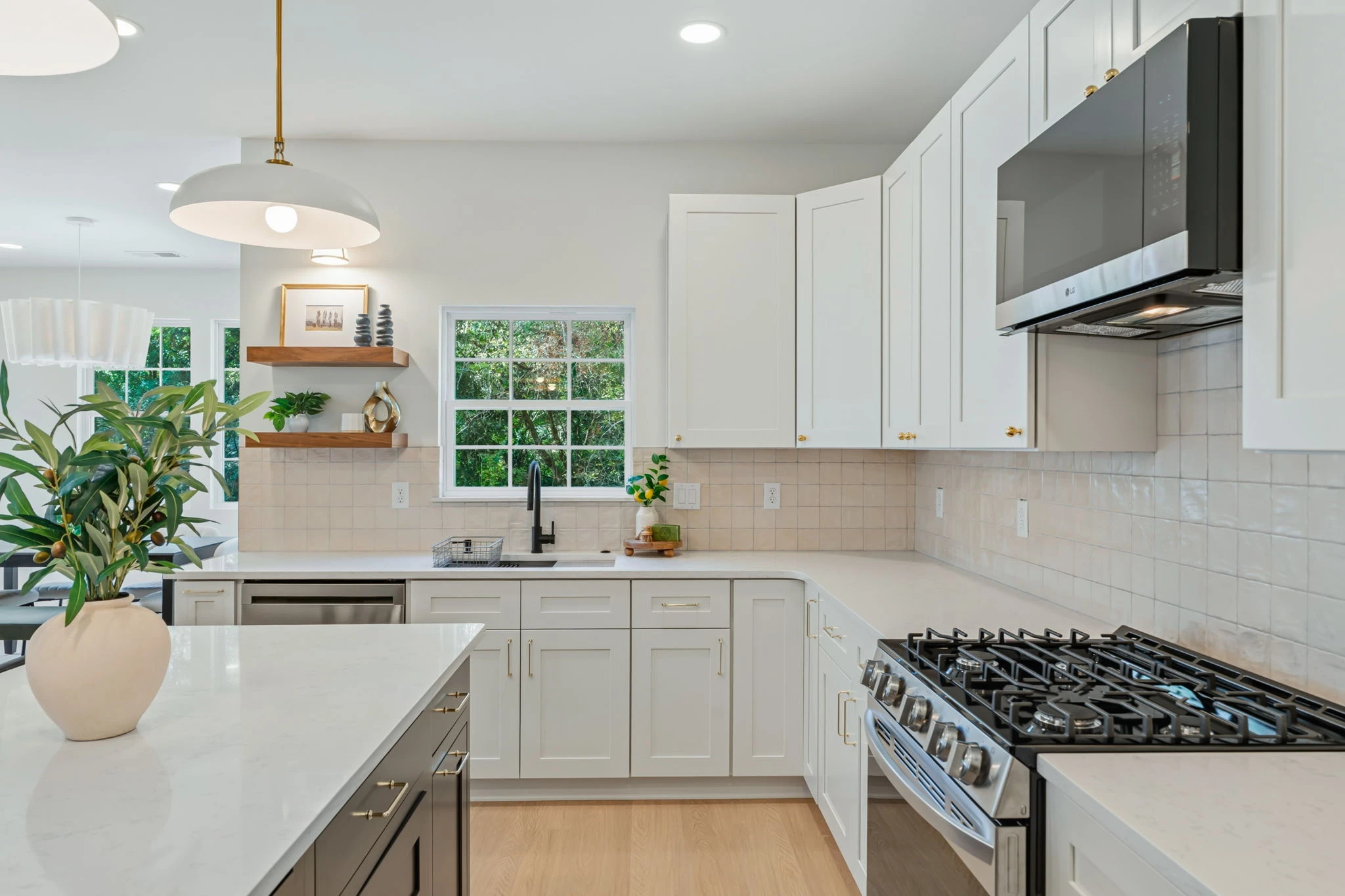 25 Web or Mls 1739 Nathans Cove 26