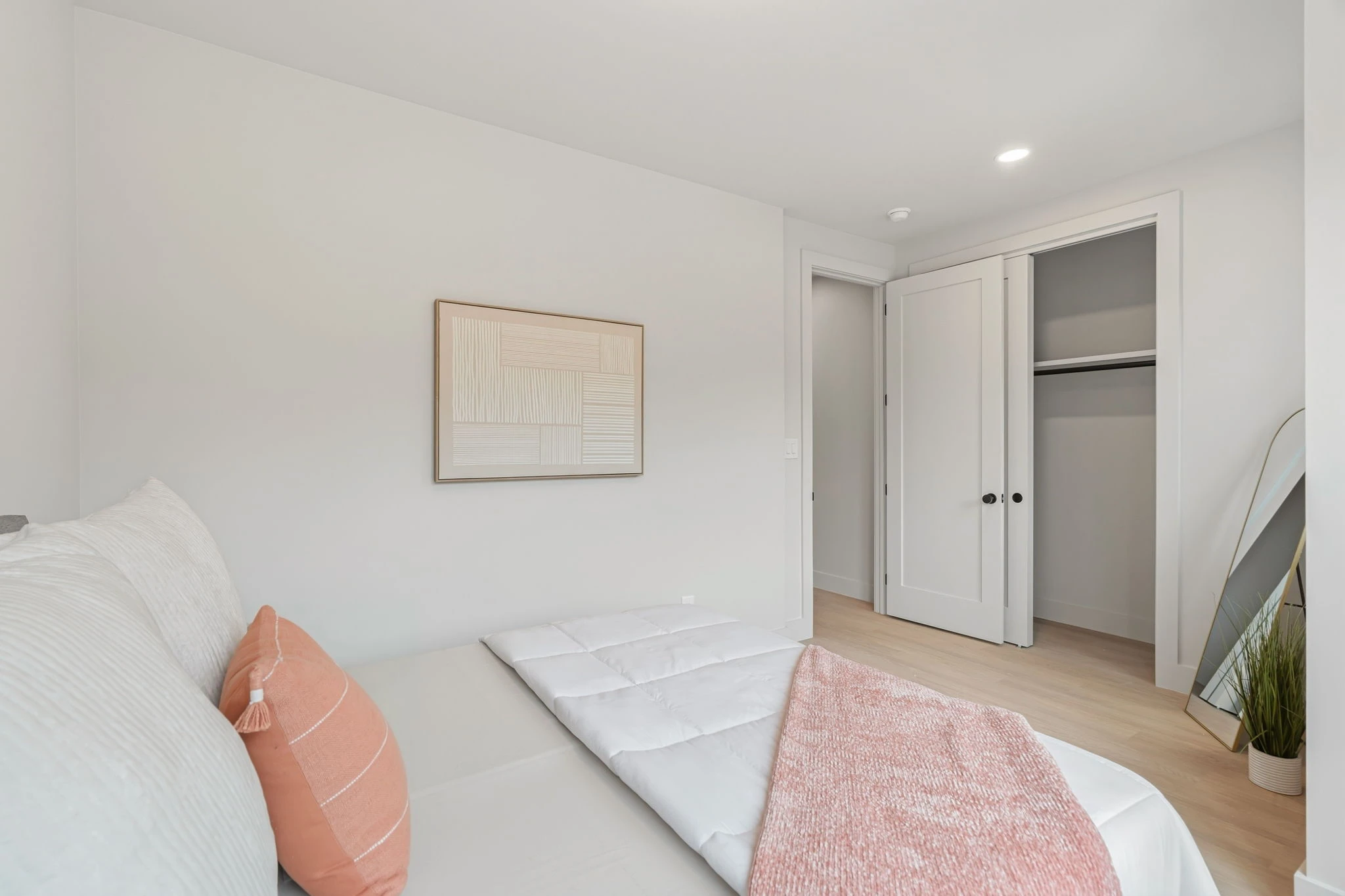 47 Web or Mls 1733 Nathans Cove 50