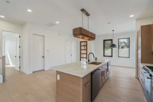 B3 11 Web or Mls 7808 S Northshore Drive 12