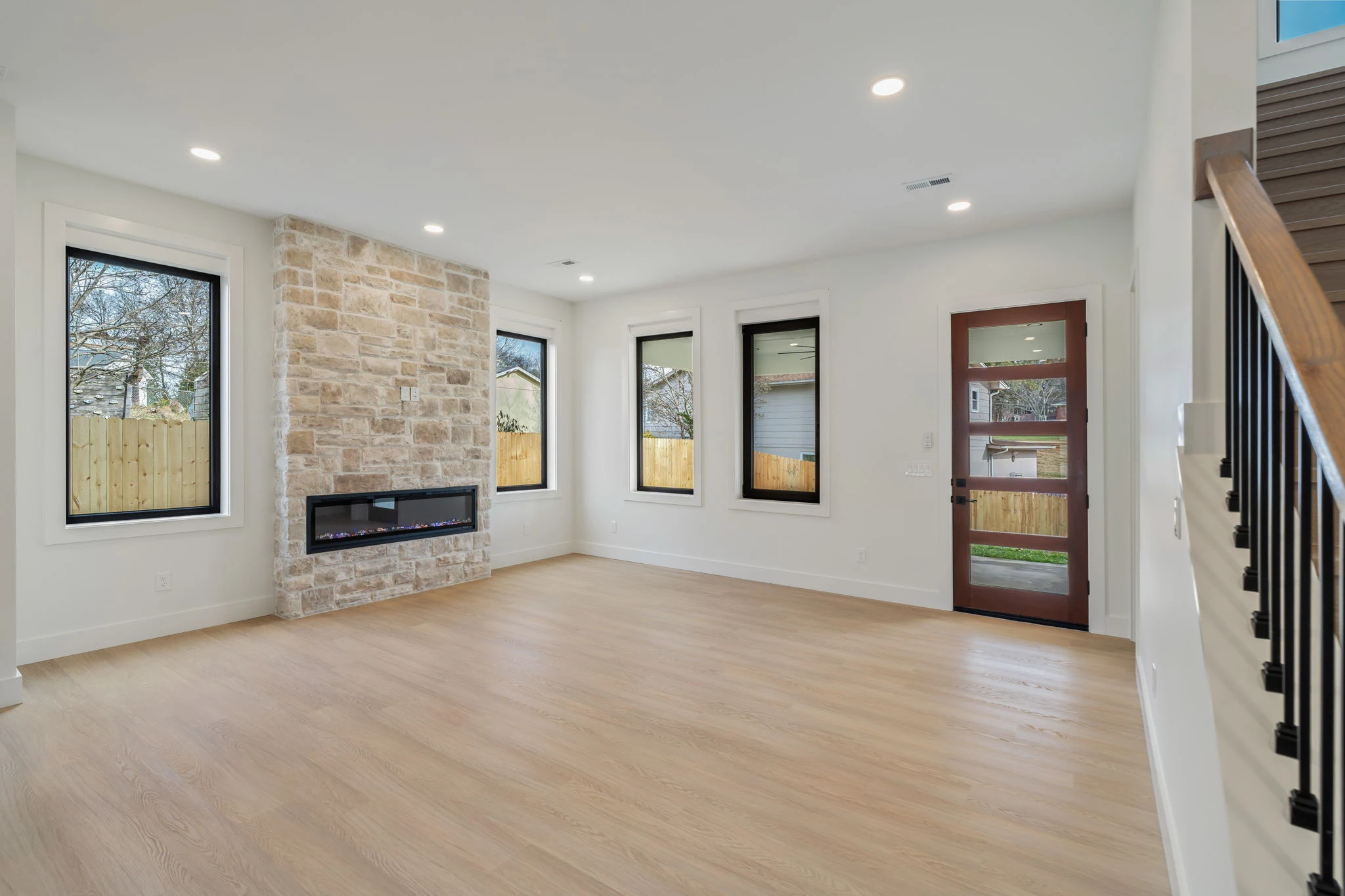 E1 15 Web or Mls 7808 S Northshore Drive 16