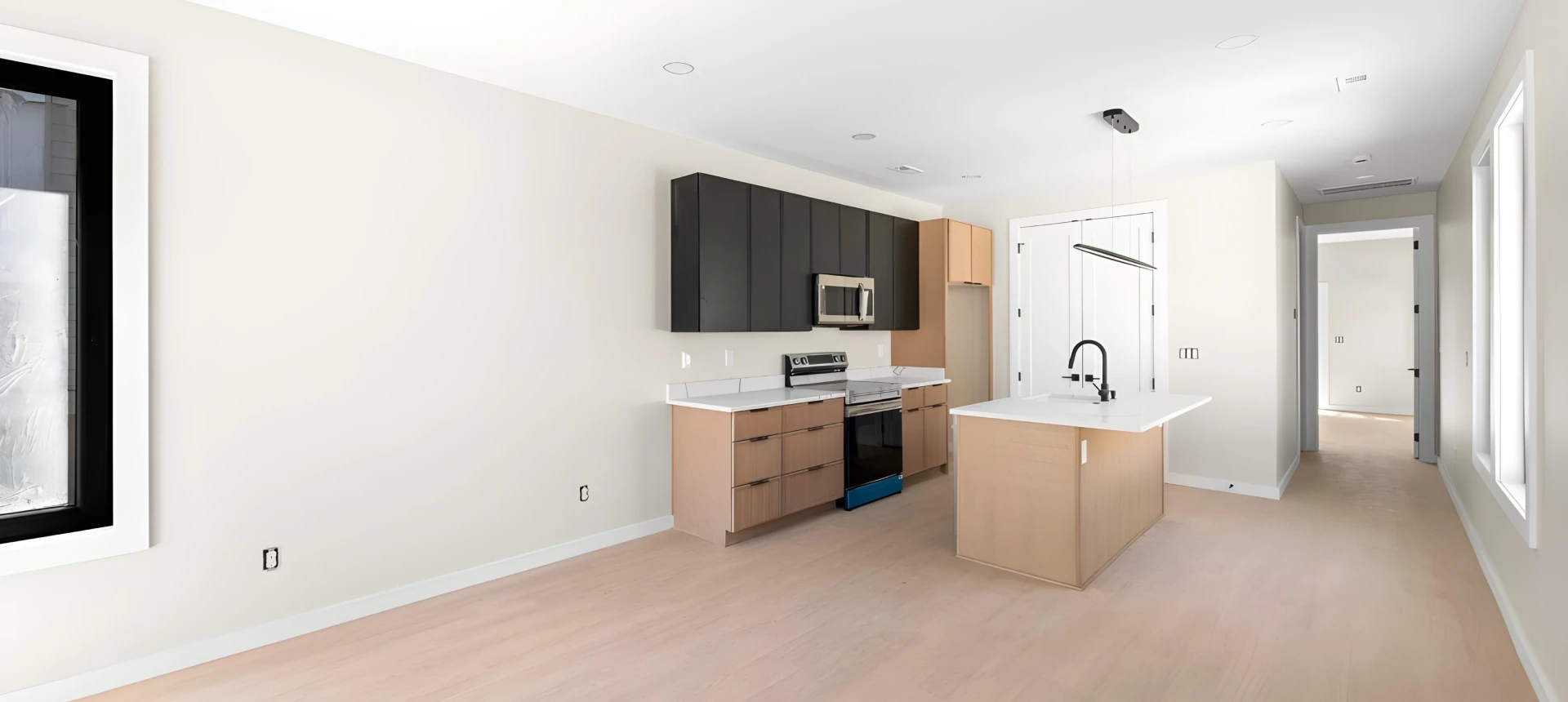 Elevation Thumbnail Raven 3