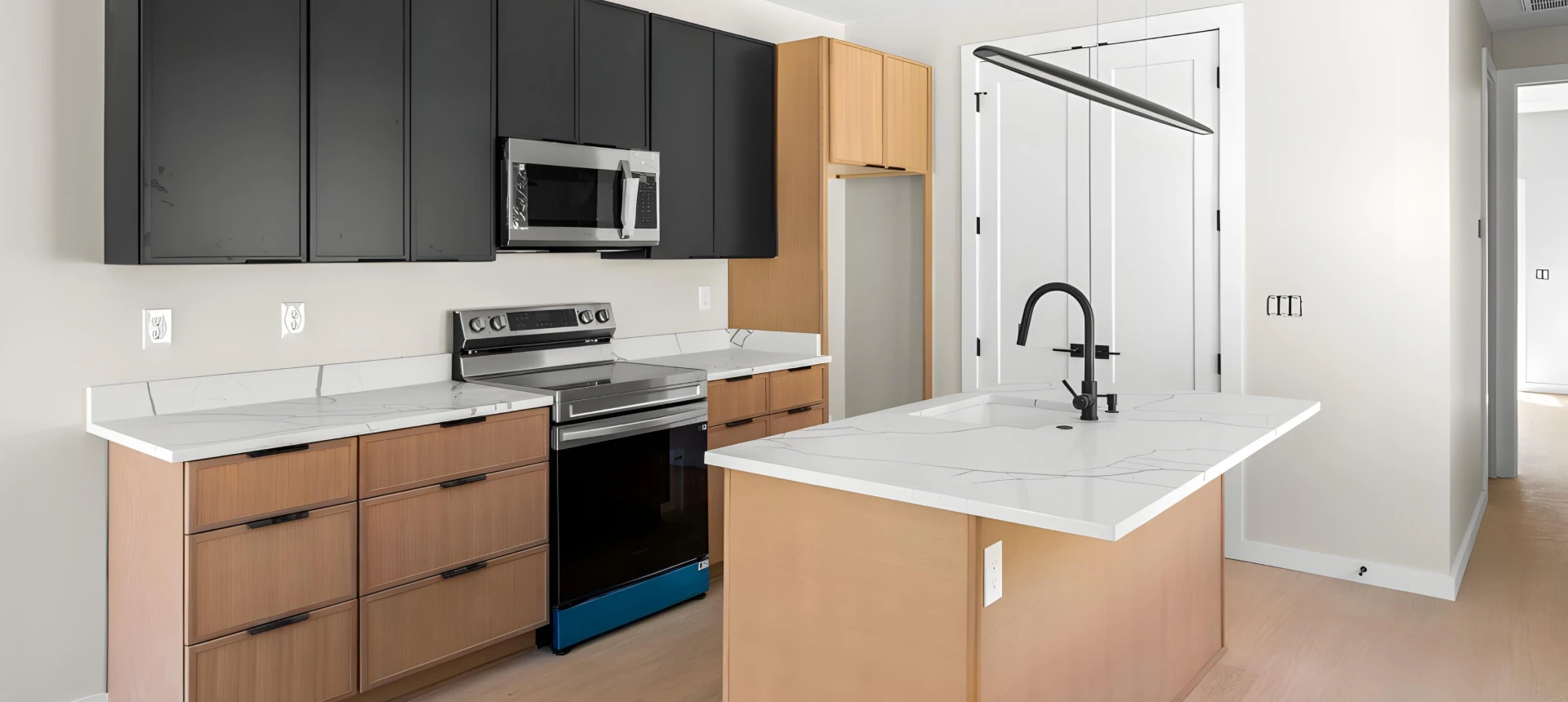 Elevation Thumbnail Raven 7