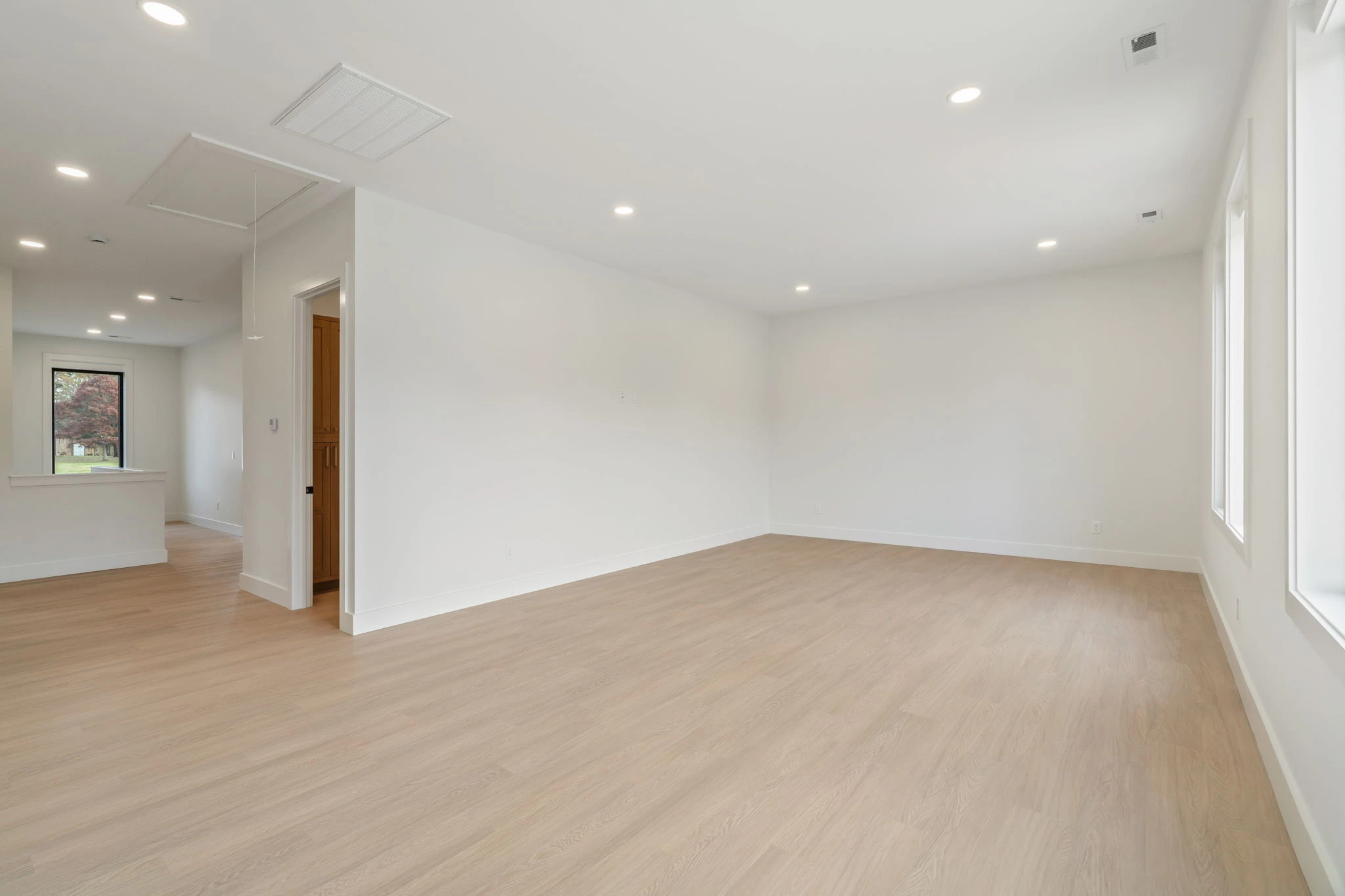 G1 27 Web or Mls 7808 S Northshore Drive 28