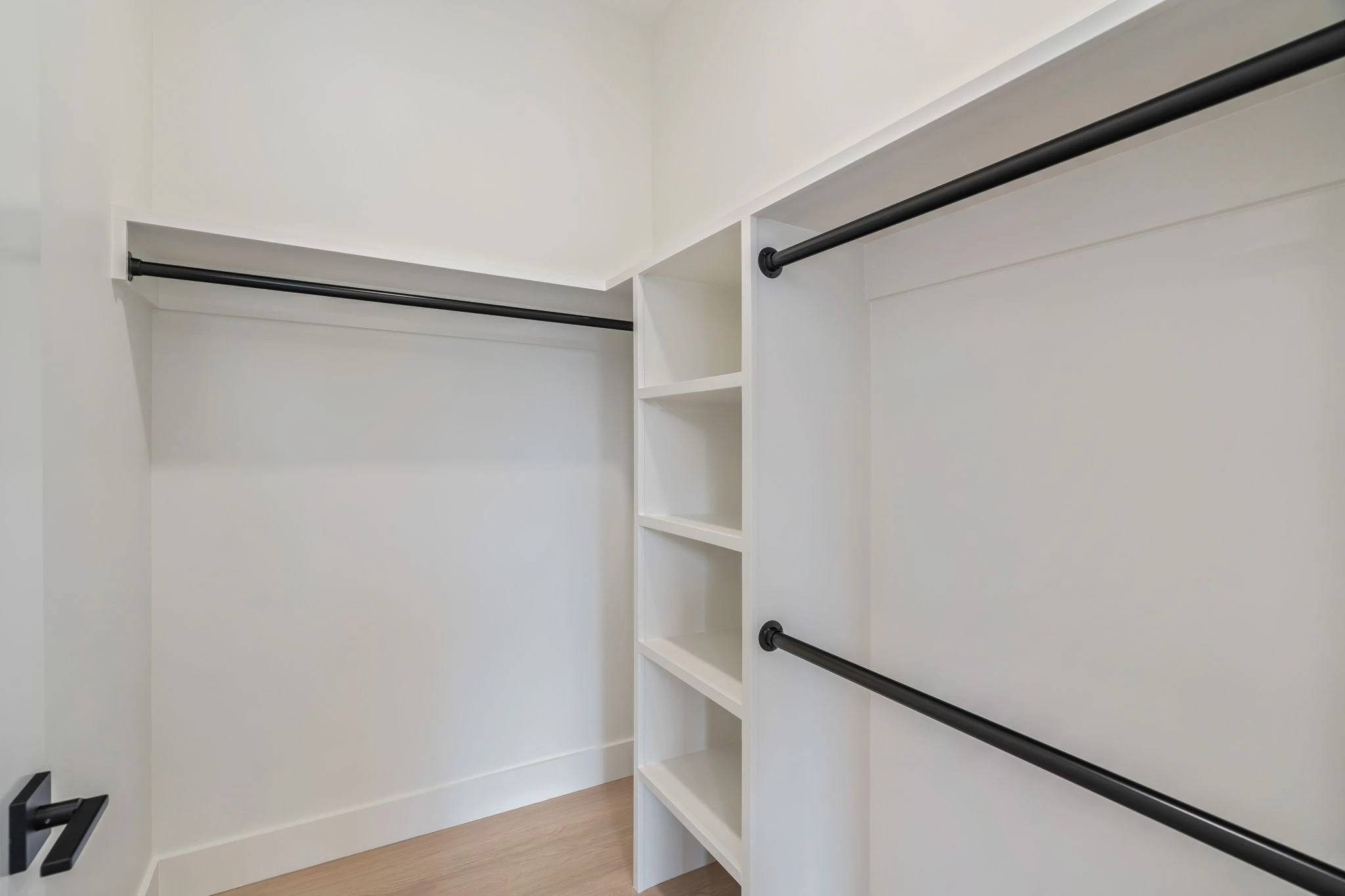 H4 31 Web or Mls 7808 S Northshore Drive 32