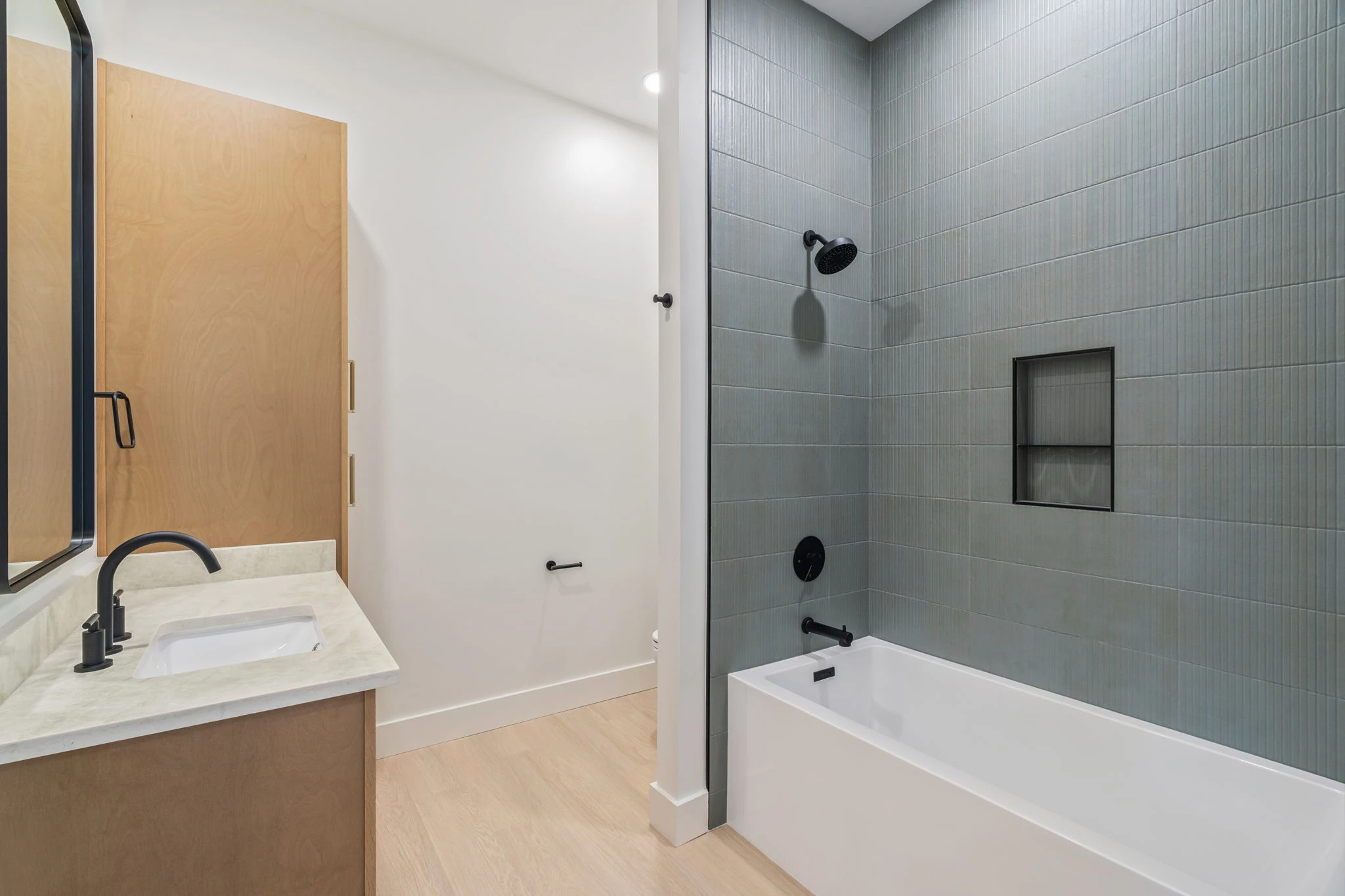 J3 42 Web or Mls 7808 S Northshore Drive 43