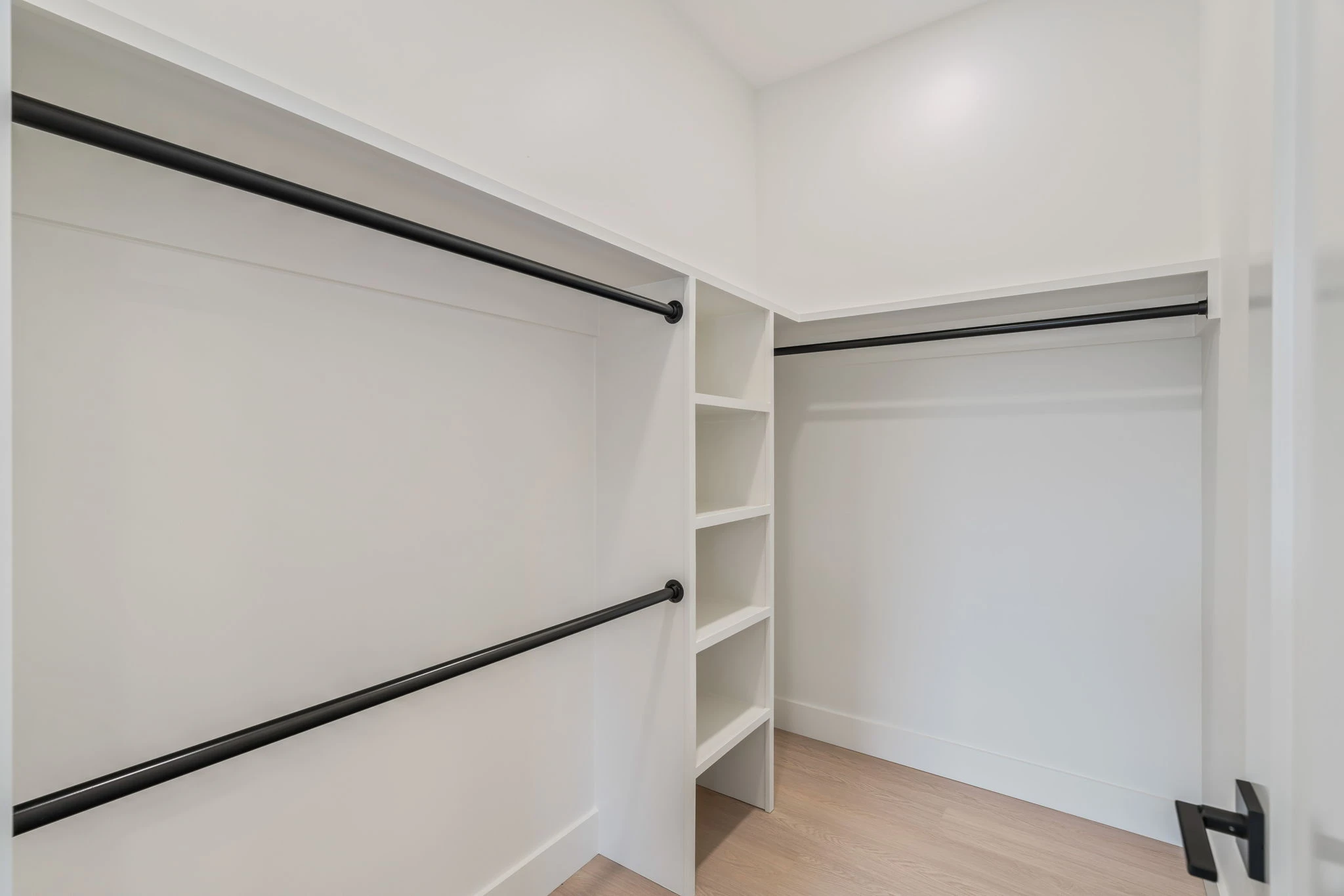 J4 41 Web or Mls 7808 S Northshore Drive 42